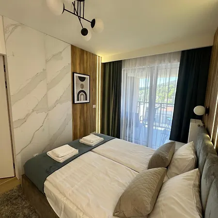 Aurum -krynica Zdroj Ul Cicha 16 12a1 Bezplatny Parking!! Διαμέρισμα