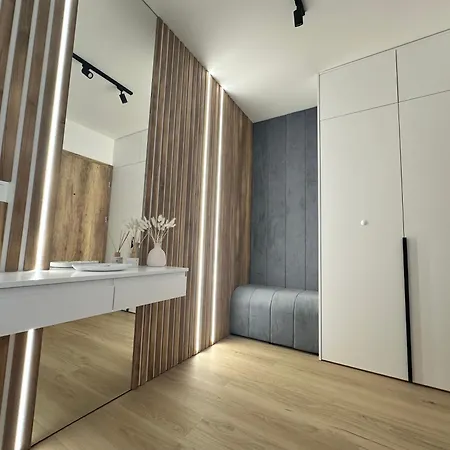 Aurum -krynica Zdroj Ul Cicha 16 12a1 Bezplatny Parking!! Διαμέρισμα *