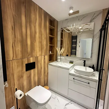 Aurum -krynica Zdroj Ul Cicha 16 12a1 Bezplatny Parking!!