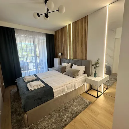 Aurum -krynica Zdroj Ul Cicha 16 12a1 Bezplatny Parking!! Διαμέρισμα